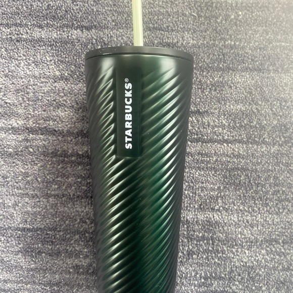 ⭐️Starbucks⭐️ 2023 Pink Stainless Steel Venti 24 oz Cold Cup Tumbler - Picture 1 of 7